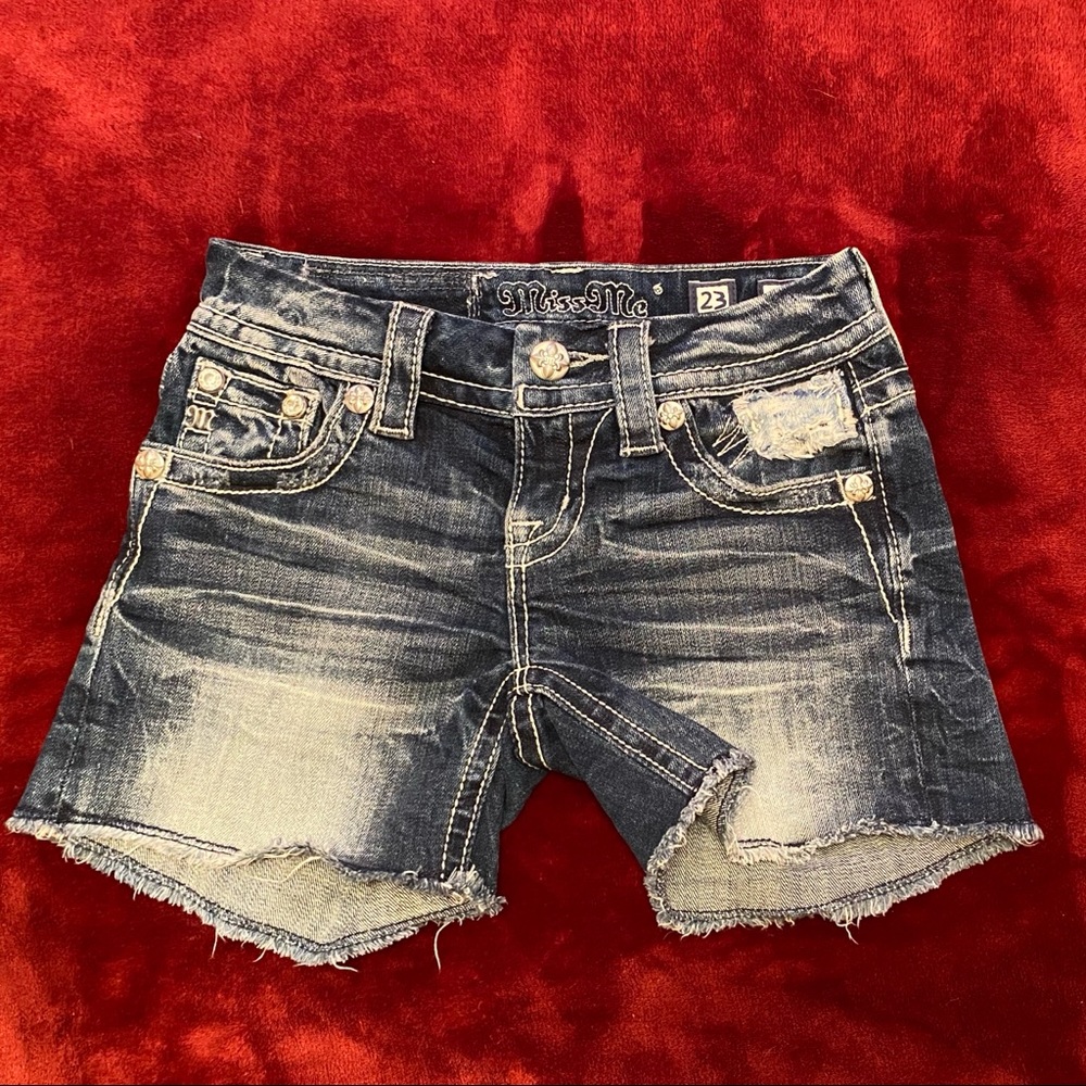 MISS ME SHORTS